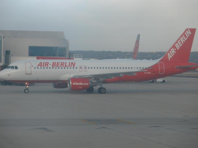 A-319 AIR BERLIN EN LEPA